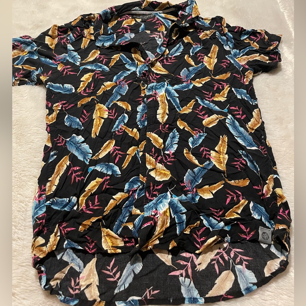 Multicolored men’s button down, super soft from Free Plant, fits like s/m